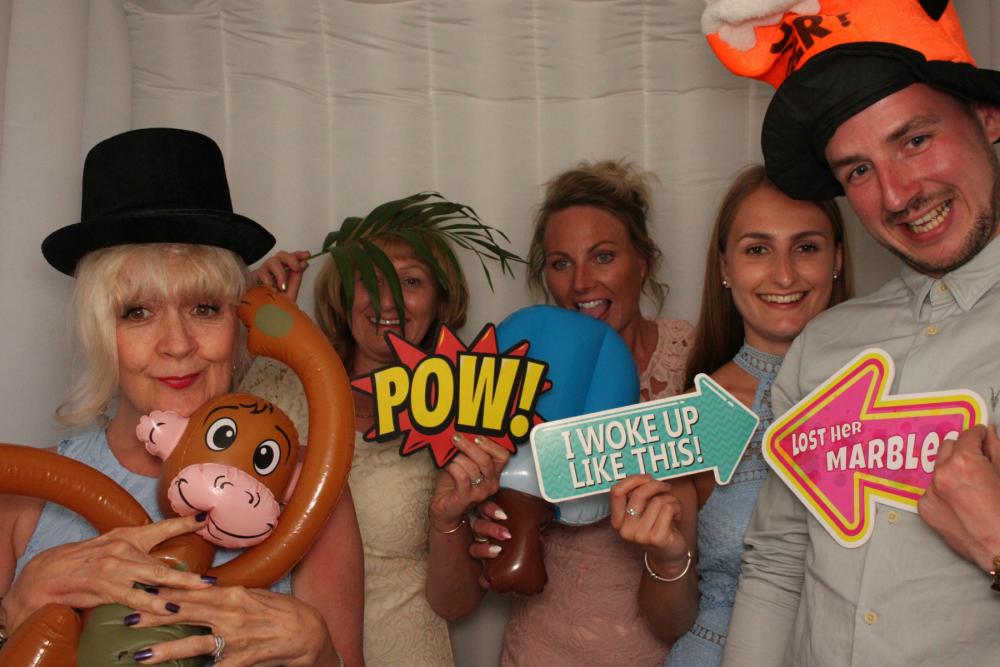 Ross & Lauren's Wedding | View more photos from the event at gallery.yourboothskent.co.uk/u/Your-Booths-Kent/Ross-Laurens-Wedding